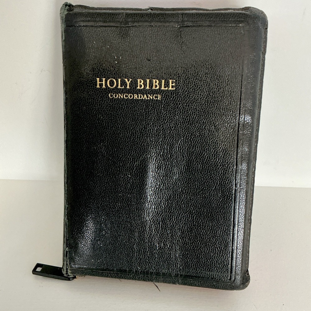 VTG Holy Bible KJV Concordance Red Letter Edition Zipper World Publishing Co.